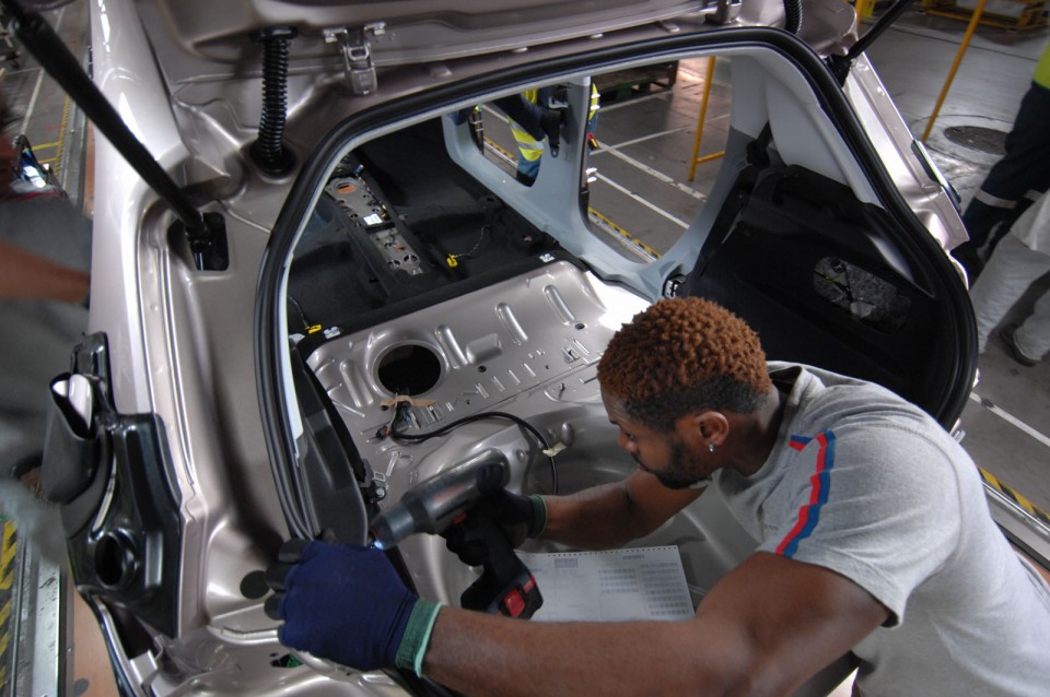 Production de la Peugeot 208 à Poissy - 075