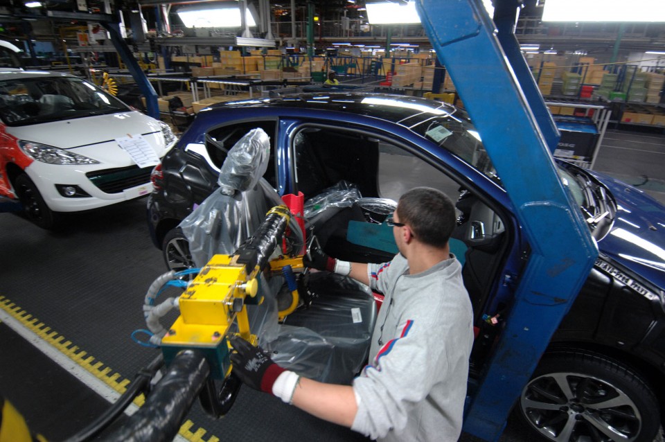 Production de la Peugeot 208 à Poissy - 099