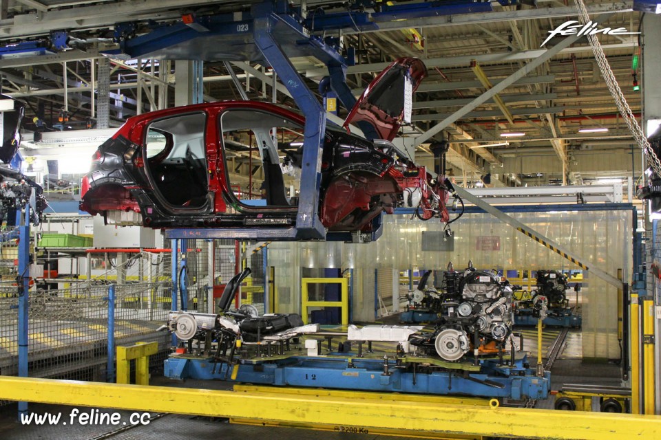 Photo Peugeot 208 usine PSA de Poissy (78)