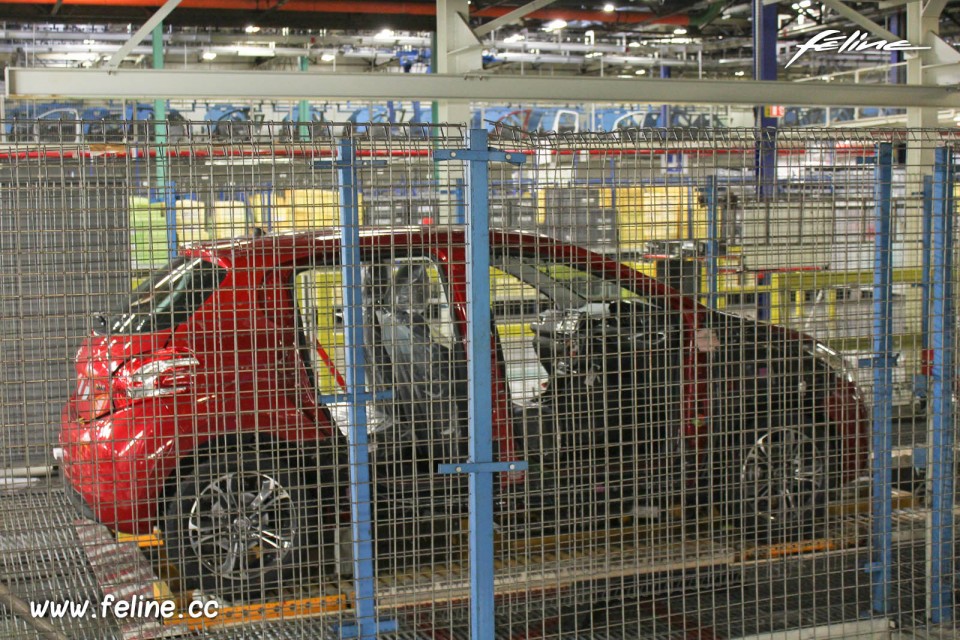 Photo Peugeot 208 usine PSA de Poissy (78)