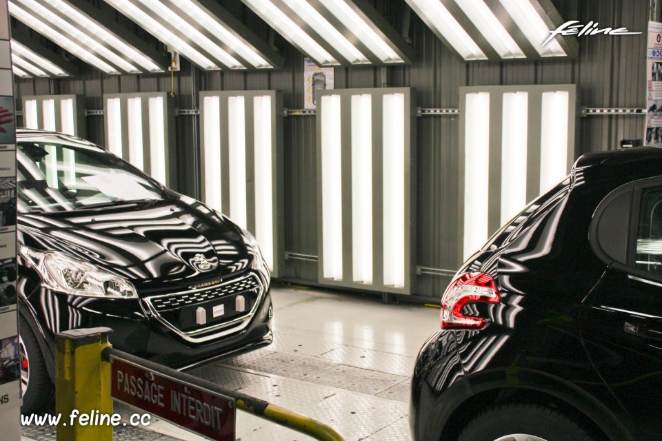 Photo Peugeot 208 usine PSA de Poissy (78)