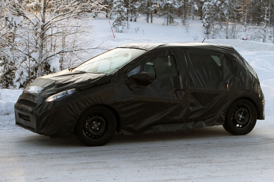 Spyshot Peugeot 208 a 05