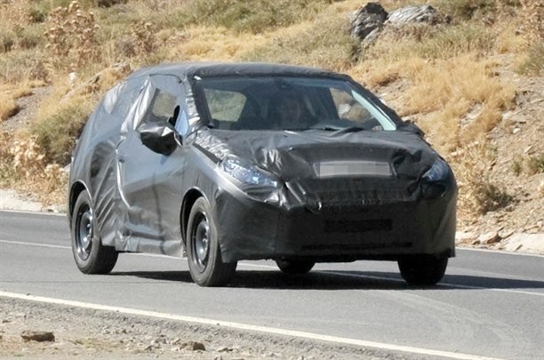 Spyshot Peugeot 208 c 02