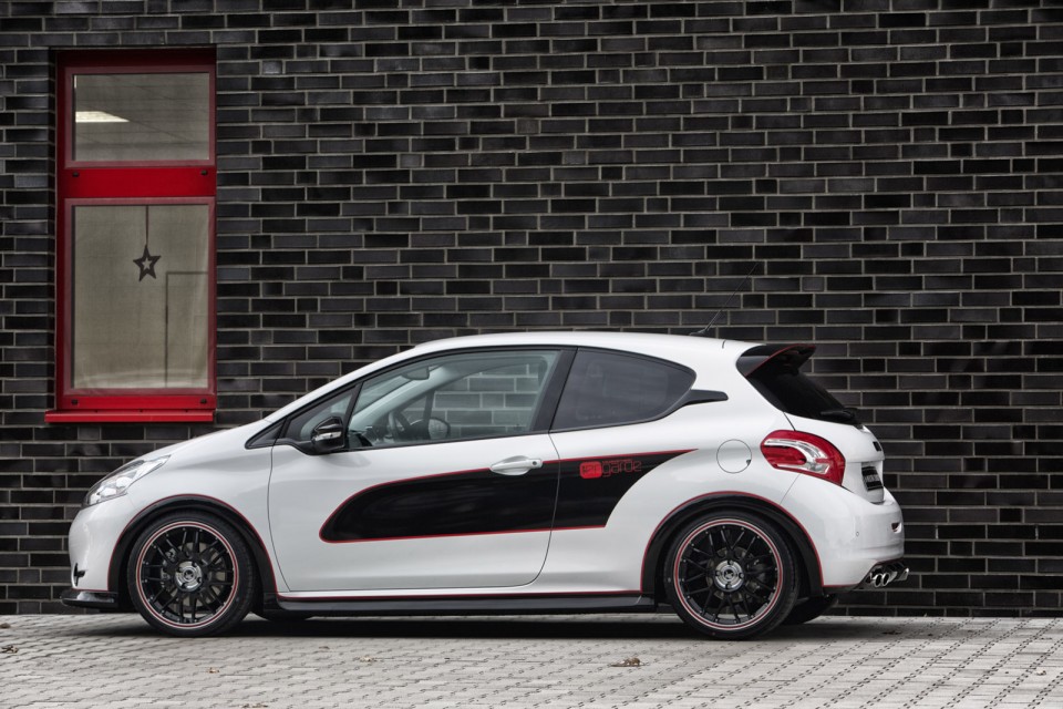Photo Tuning Peugeot 208 En Garde Musketier - 1-002