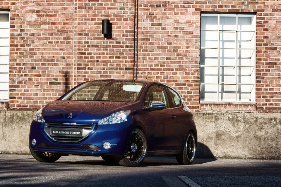 Photo Tuning Peugeot 208 Musketier - 1-006