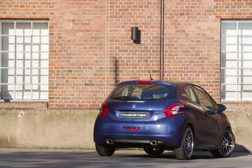 Photo Tuning Peugeot 208 Musketier - 1-013