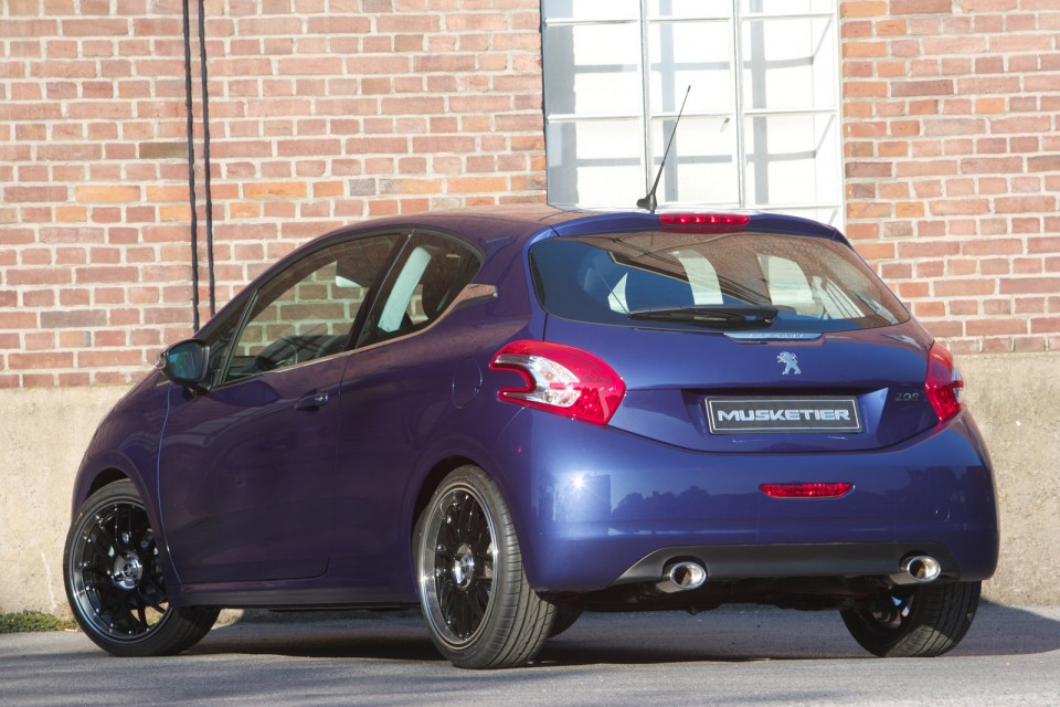 Photo Tuning Peugeot 208 Musketier - 1-016