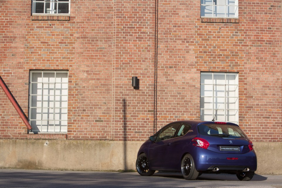 Photo Tuning Peugeot 208 Musketier - 1-017