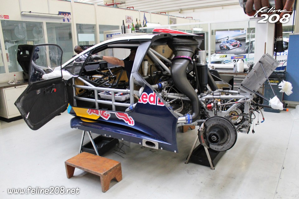 Peugeot 208 T16 Pikes Peak - Peugeot Sport (Vélizy) - 1-003