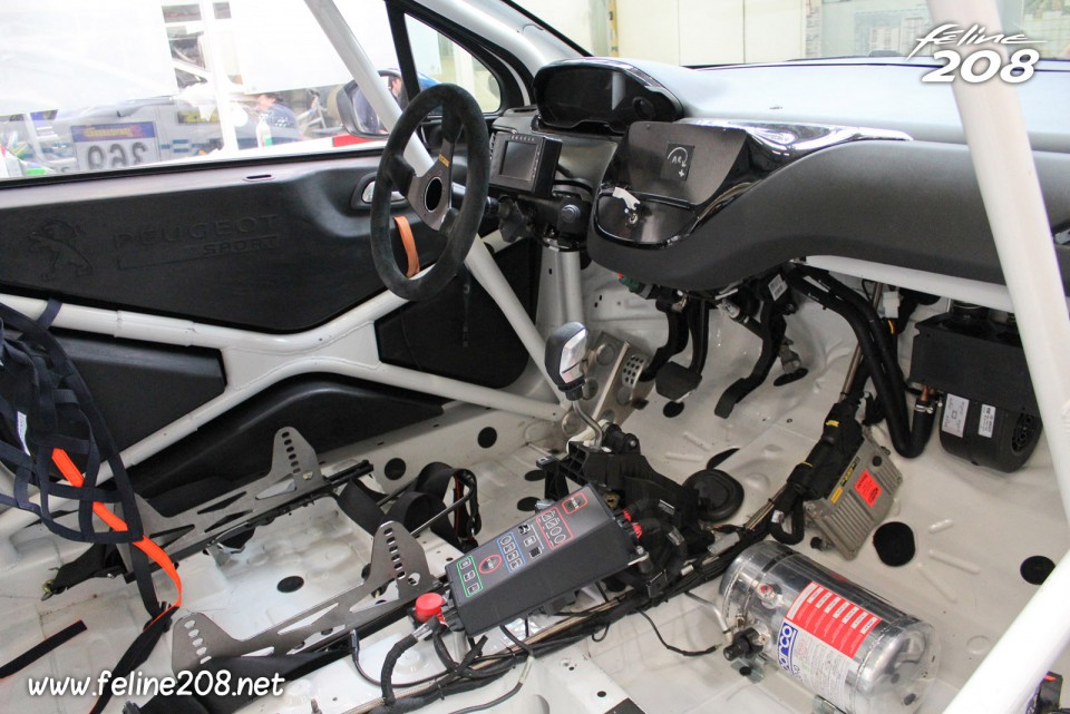 Intérieur Peugeot 208 Racing Cup - Peugeot Sport (Vélizy) - 1-027