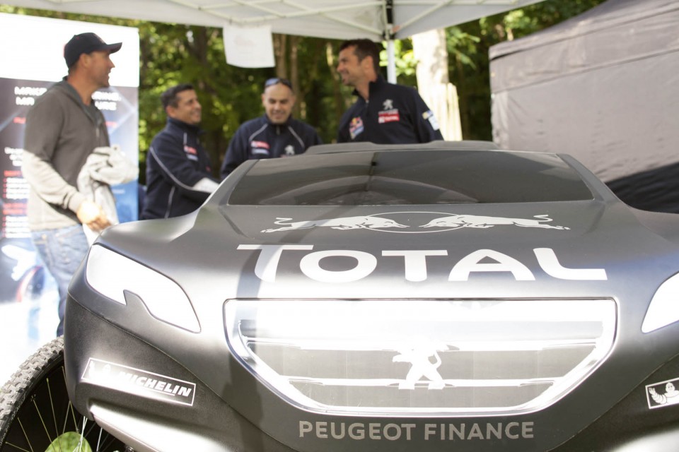 Peugeot 2008 DKR - Red Bull Caisses à Savon 2014