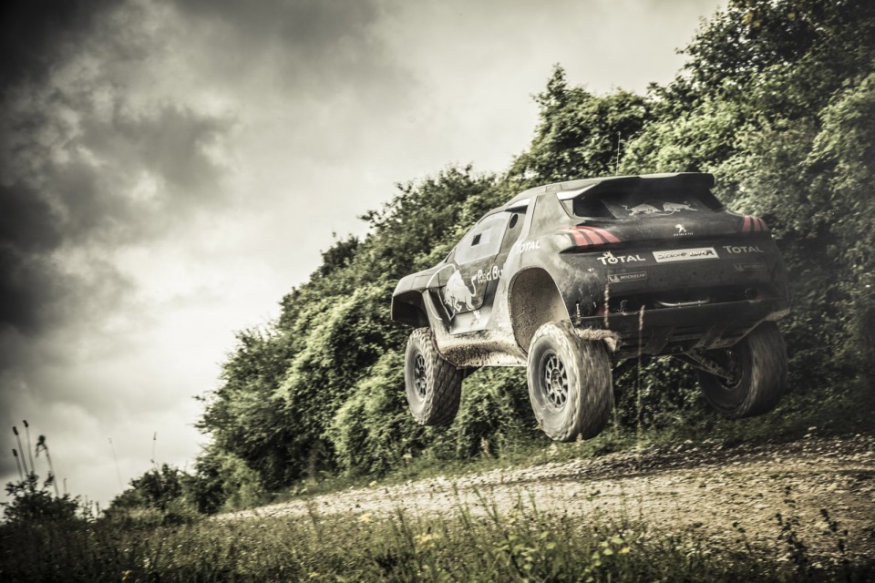 Photo essais Peugeot 2008 DKR (Dakar)