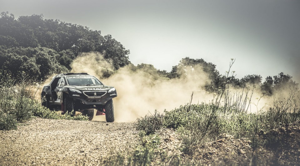 Photo essais Peugeot 2008 DKR (Dakar)
