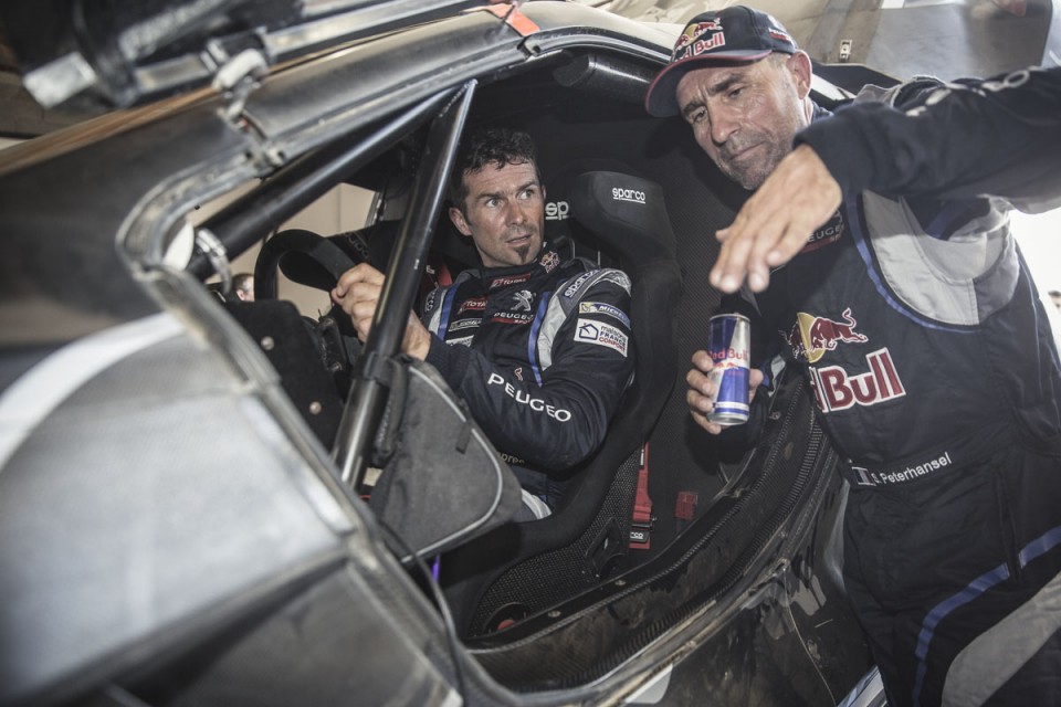 Photo essais Peugeot 2008 DKR (Dakar)