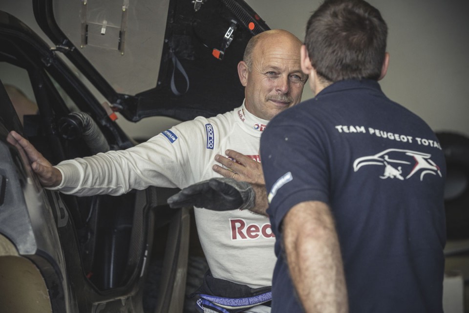 Photo essais Peugeot 2008 DKR (Dakar)