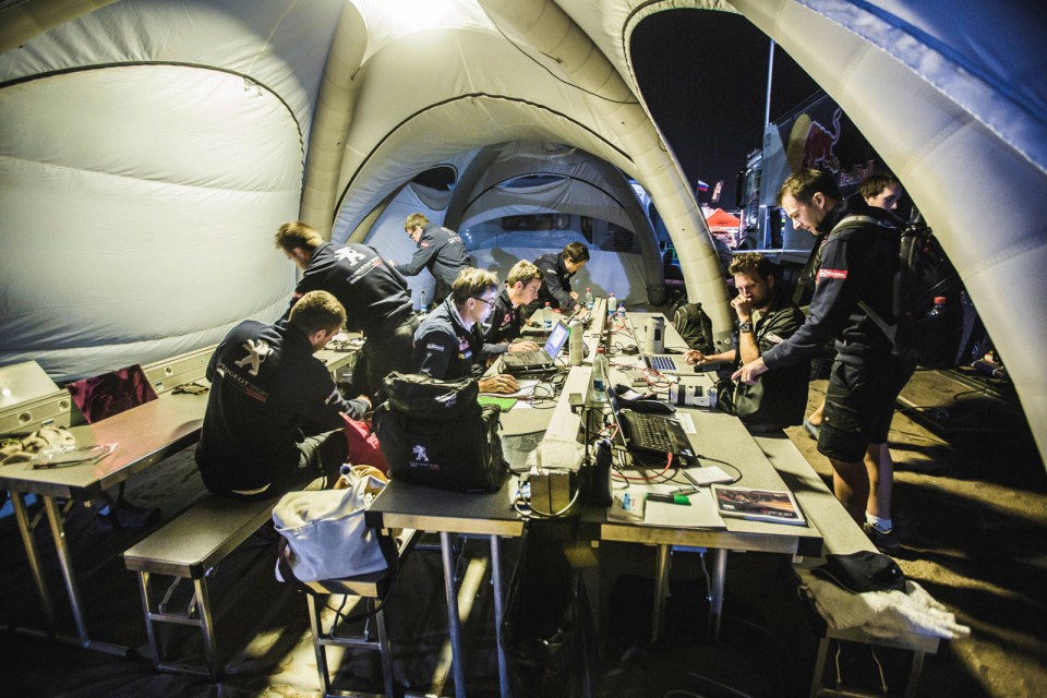 Team Peugeot Total - Lifestyle