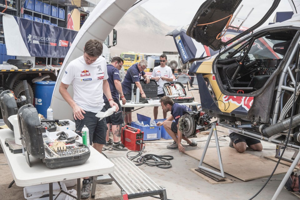 Team Peugeot Total - Lifestyle