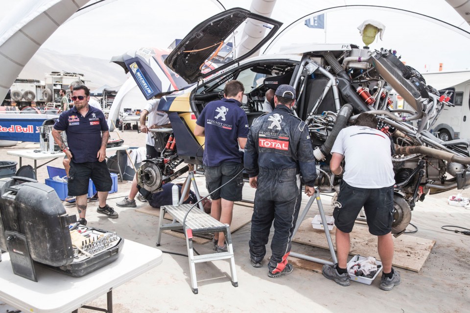 Team Peugeot Total - Lifestyle