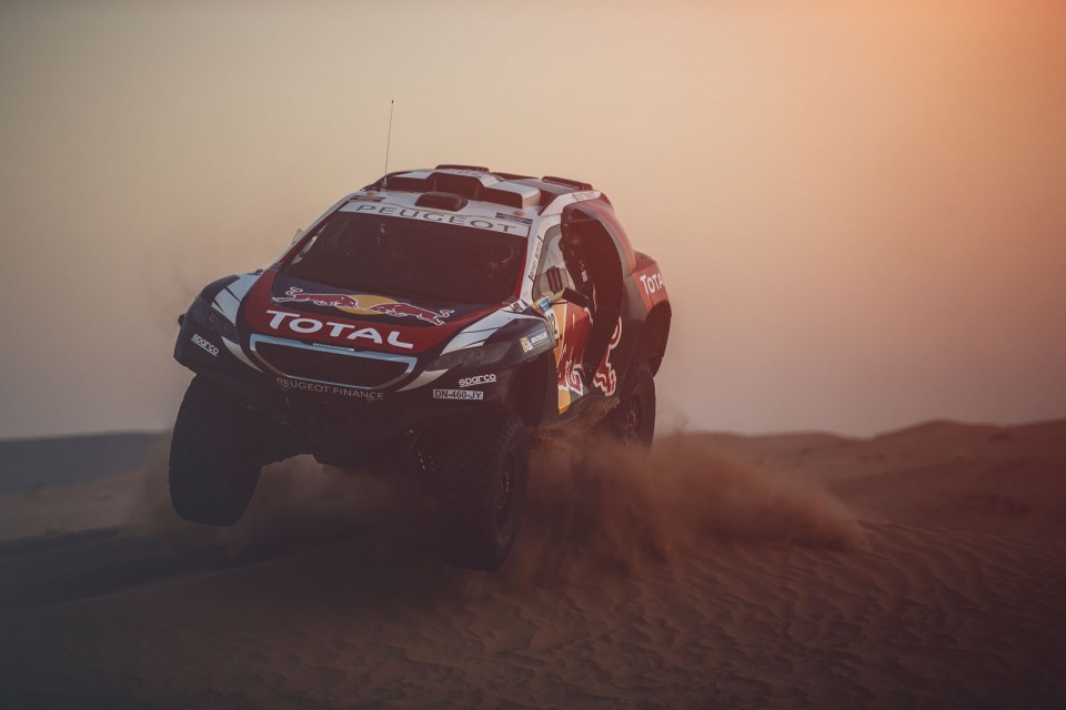 Photo officielle essais Peugeot 2008 DKR Maroc (2015)