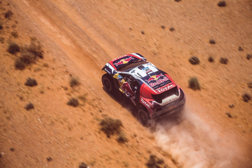 Photo officielle essais Peugeot 2008 DKR Maroc (2015)