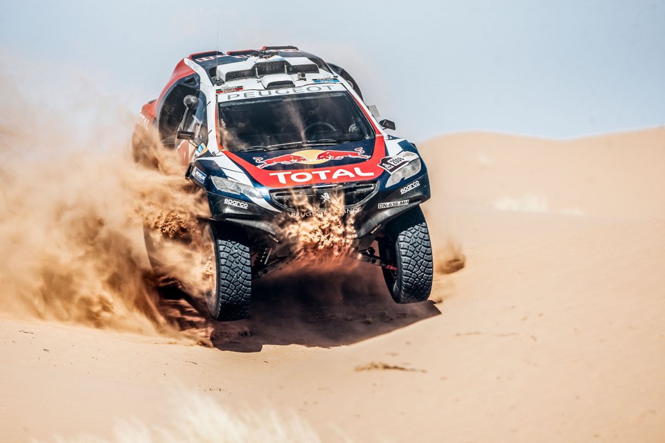 Photo officielle essais Peugeot 2008 DKR Maroc (2015)