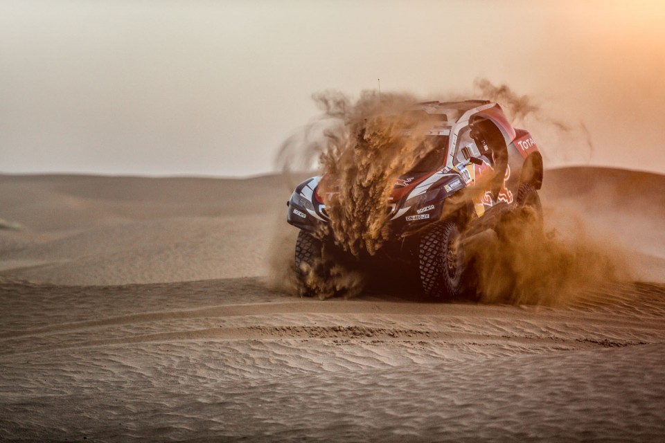 Photo officielle essais Peugeot 2008 DKR Maroc (2015)