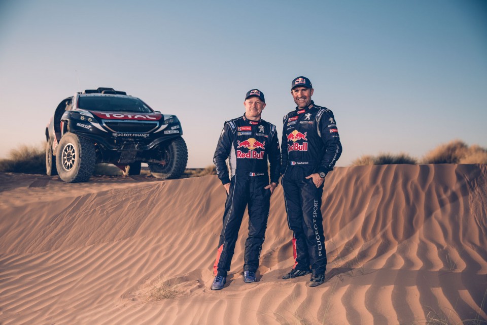 Photo officielle essais Peugeot 2008 DKR Maroc (2015)