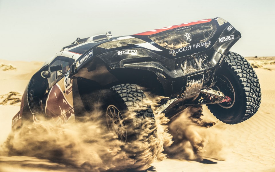 Photo officielle essais Peugeot 2008 DKR Maroc (2015)
