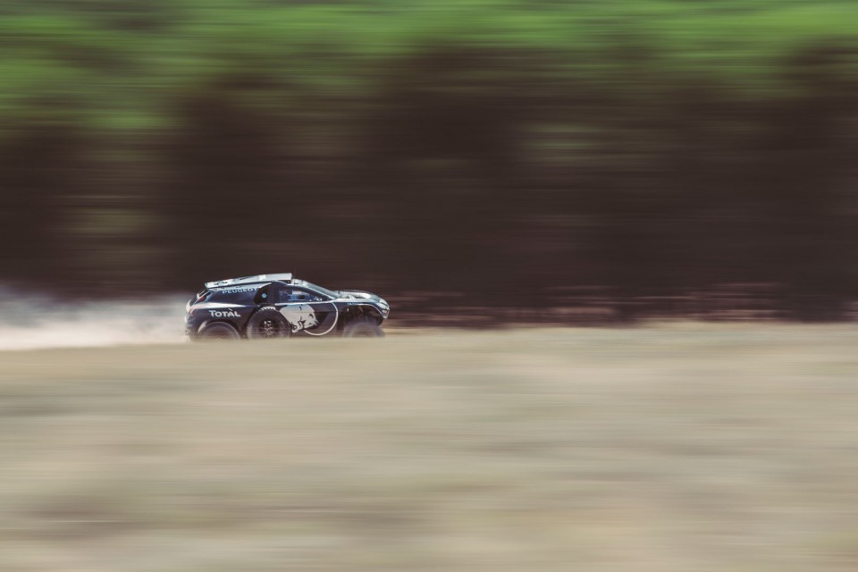 Photo officielle Peugeot 2008 DKR 16 (2016)