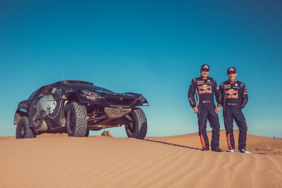 Photo officielle Peugeot 2008 DKR 2016 - Team Peugeot Total
