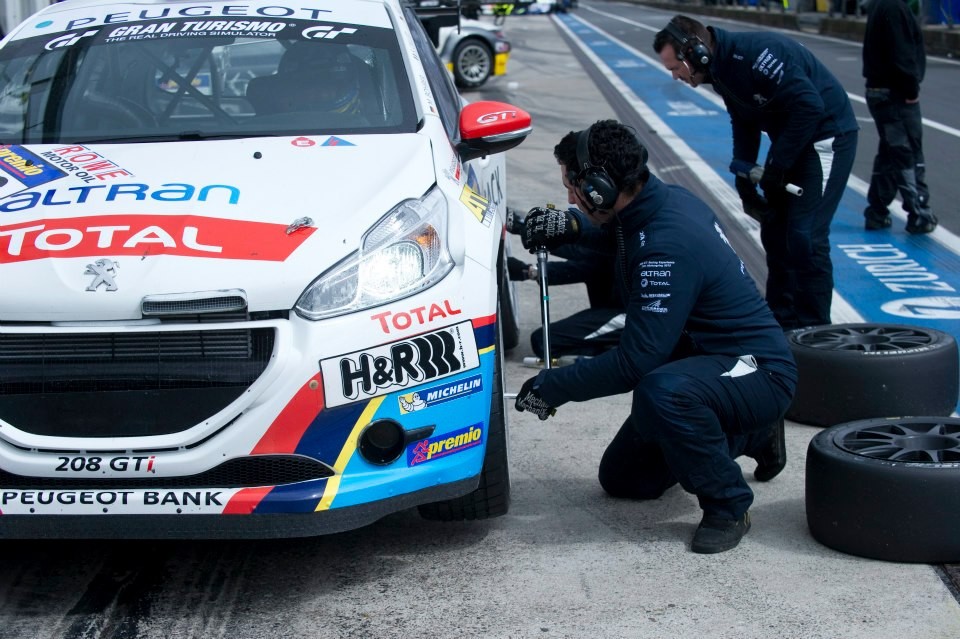 Peugeot 208 GTi Peugeot Sport - Nürburgring VLN 2 (VLN 2013) - 007