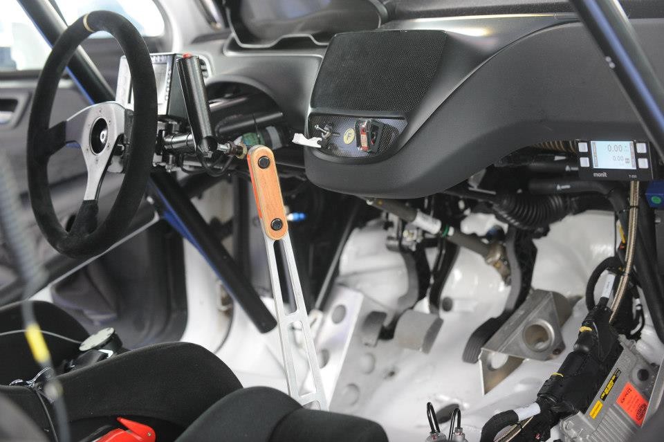 Intérieur Peugeot 208 R2 - Rallye de San Remo 2012 - 020