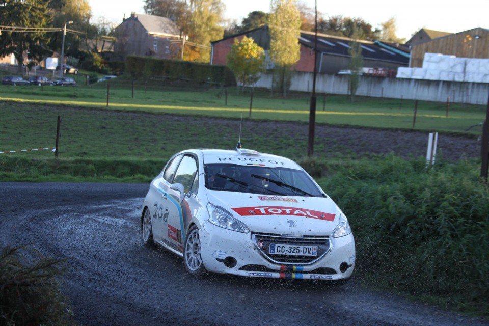 La Peugeot 208 R2 au Rallye du Condroz 2012 - 005