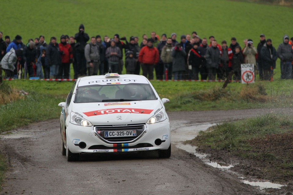 La Peugeot 208 R2 au Rallye du Condroz 2012 - 006