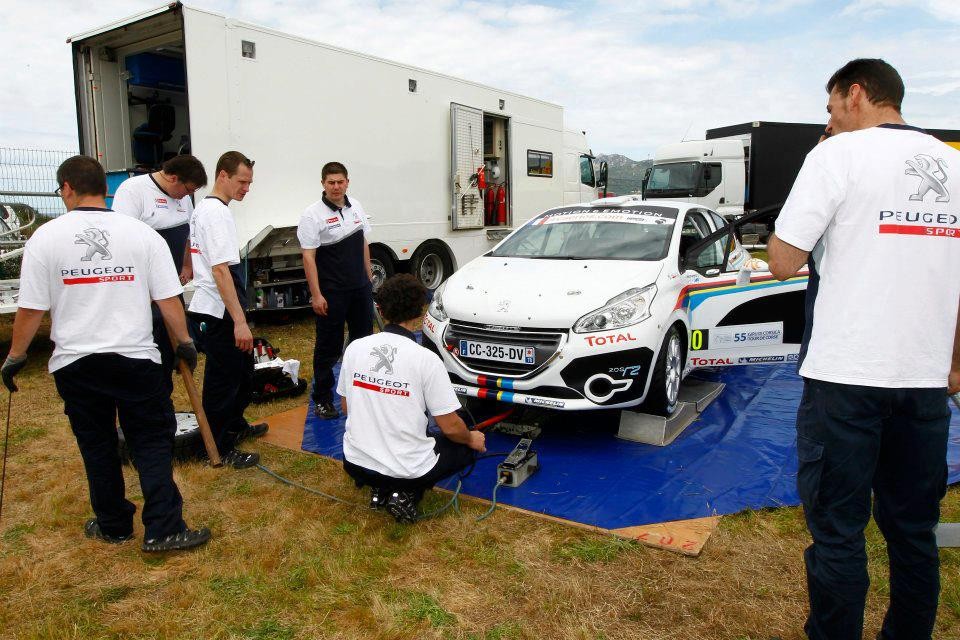 Peugeot 208 R2 - Tour de Corse 2012 - 004