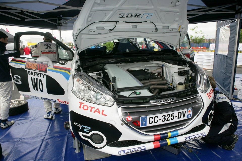 Peugeot 208 R2 - Ulster Rally 2012 - 003