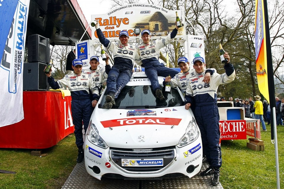 Podium Peugeot 208 R2 - Terre des Causses - 208 Rally Cup France 2013 - 001