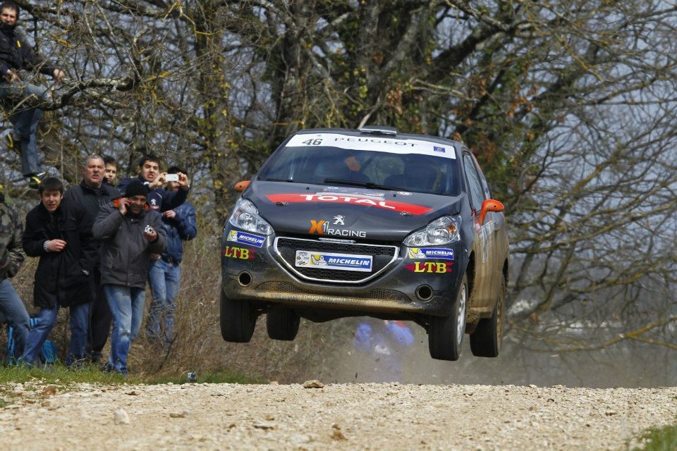 Peugeot 208 R2 n°46 - Terre des Causses - 208 Rally Cup France 2013 - 006
