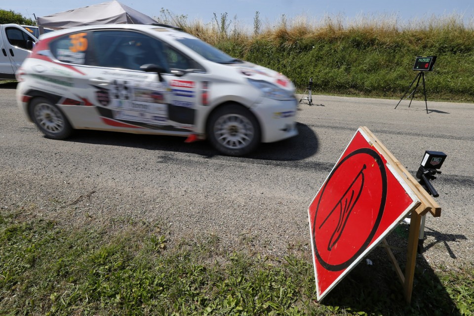 Peugeot 208 R2 - Rallye Terre de l'Auxerrois - 208 Rally Cup France 2013 - 033