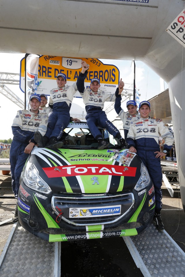 Peugeot 208 R2 - Rallye Terre de l'Auxerrois - 208 Rally Cup France 2013 - 077
