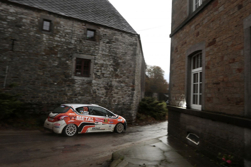 Peugeot 208 R2 - Rallye du Condroz - 208 Rally Cup France 2013 - 039 - 
29 ABBRING Kévin - VYNCKE Pieter - Peugeot 208 VTI - ACTION