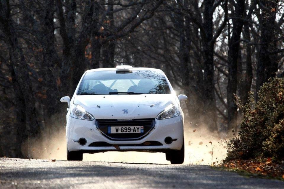 Essais de la Peugeot 208 R2 011