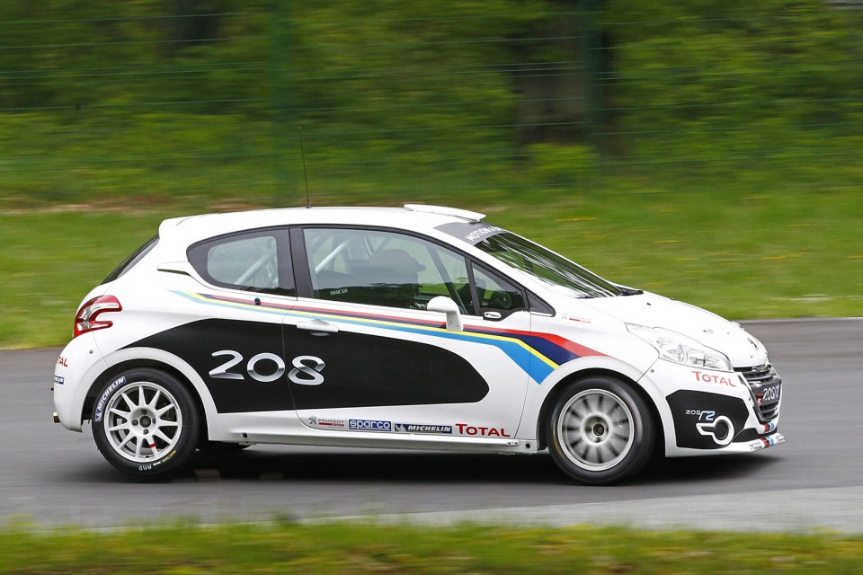 Peugeot 208 R2 Photo officielle 015