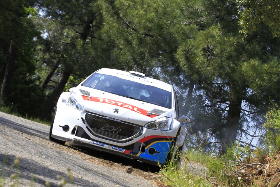 Essais Peugeot 208 T16 - Asphalte - Var (France) - 1-003