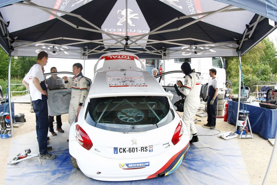 Essais Peugeot 208 T16 - Asphalte - Var (France) - 1-008