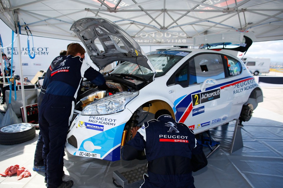 Peugeot 208 T16 - Rallye de l'Acropole 2014 (Grèce / ERC)
