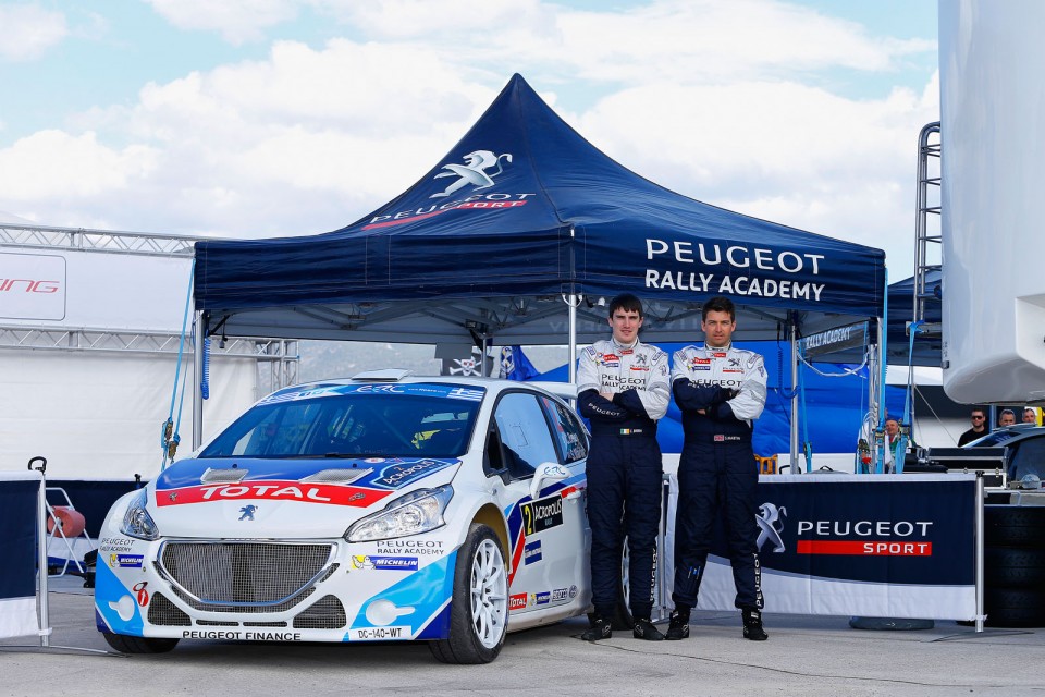 Peugeot 208 T16 - Rallye de l'Acropole 2014 (Grèce / ERC)