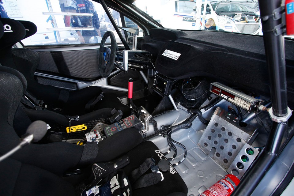 Peugeot 208 T16 - Rallye de l'Acropole 2014 (Grèce / ERC)