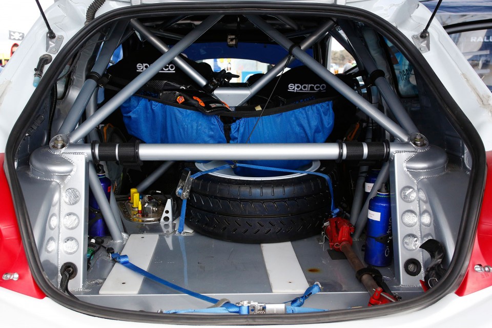 Peugeot 208 T16 - Rallye de l'Acropole 2014 (Grèce / ERC)