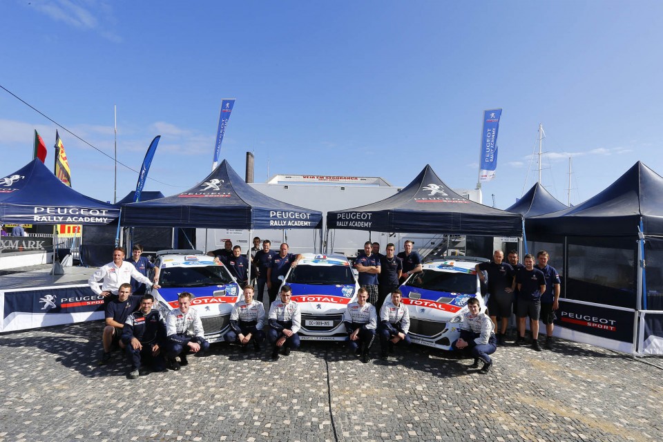 Peugeot 208 T16 - Rallye des Acores 2014 (ERC)